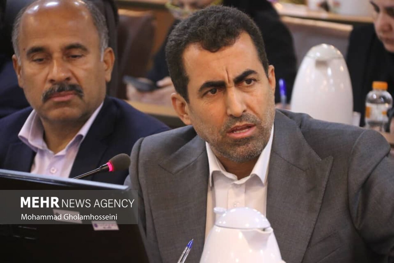هیچ کشور خارجی مجاز به دخالت در تعیین سرنوشت تنگه هرمز نیست